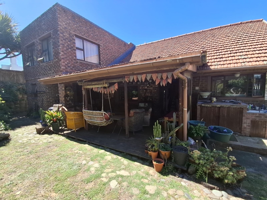 3 Bedroom Property for Sale in Kwelera Eastern Cape